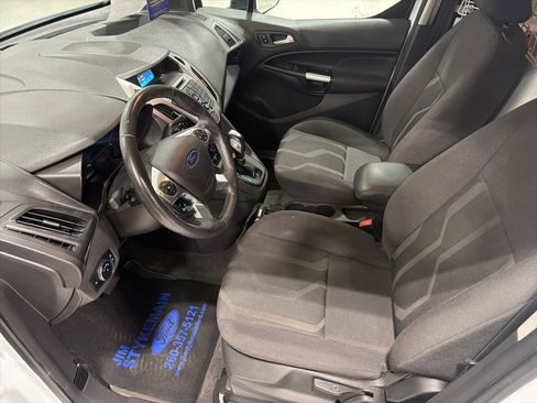 Used 2018 Ford Transit Connect XLT image 22