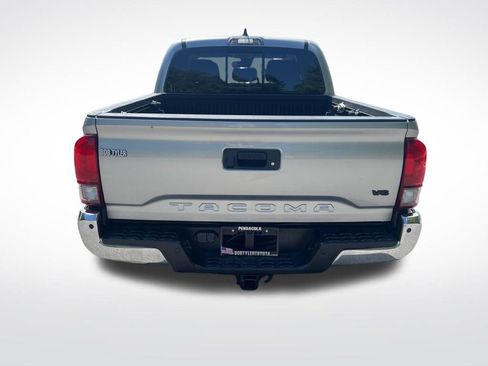 Used 2023 Toyota Tacoma SR5 RWD image 6
