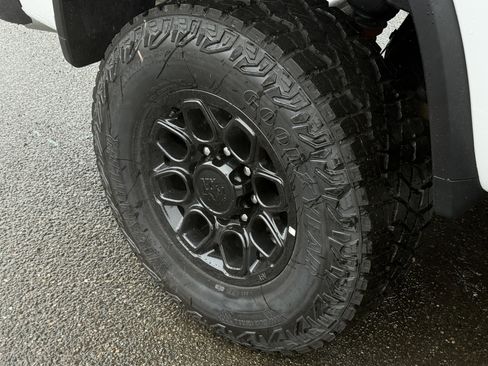 New 2026 Chevrolet Silverado 2500 ZR2 w/ ZR2 Bison Edition AWD/4WD image 30