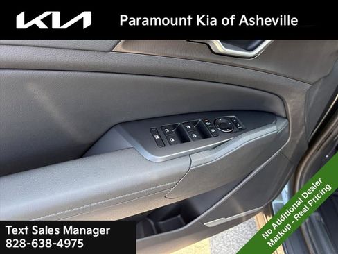 New 2026 Kia Sportage EX image 25