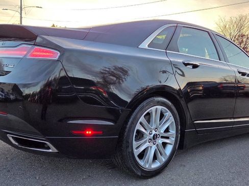 Used 2016 Lincoln MKZ AWD w/ Technology Package image 14
