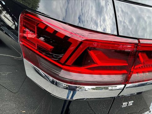 New 2026 Volkswagen Atlas SE image 14
