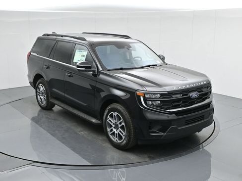 New 2025 Ford Expedition Active image 41