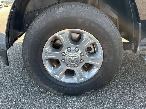 Used 2024 RAM 2500 Big Horn w/ Bed Utility Group image 8