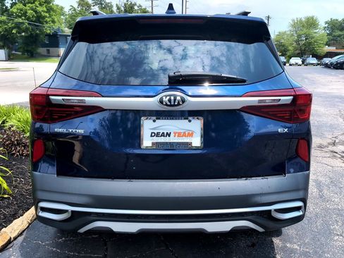 Used 2021 Kia Seltos EX image 6