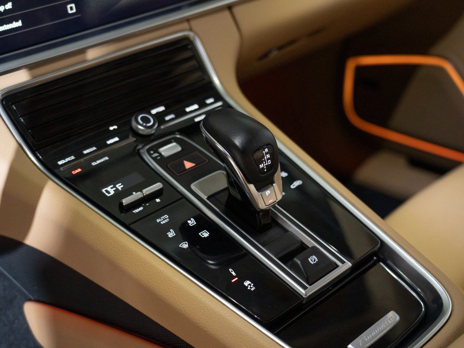 Certified 2023 Porsche Panamera Platinum Edition RWD image 22