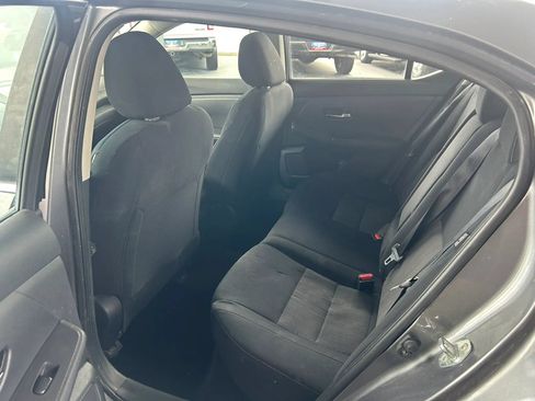 Used 2022 Nissan Sentra SV w/ Trunk Package FWD image 13