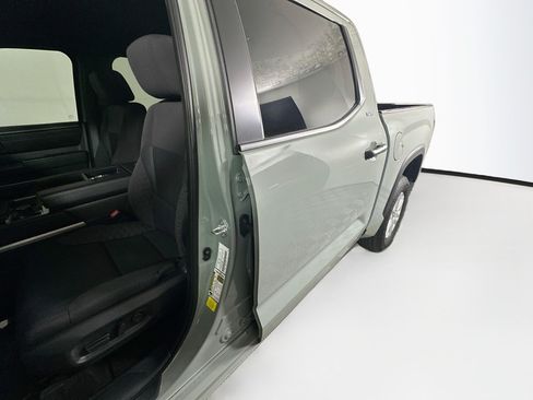 Used 2025 Toyota Tundra SR5 w/ SR5 Convenience Package AWD/4WD image 12