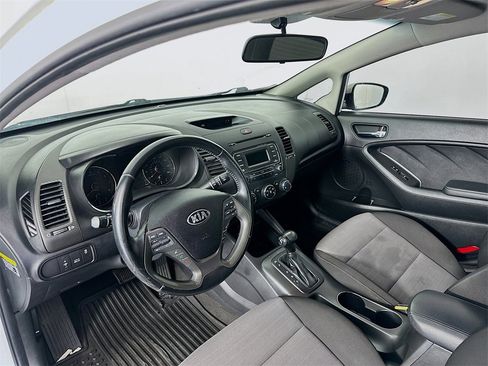 Used 2015 Kia Forte EX image 9