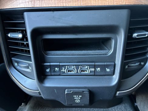 Used 2020 RAM 1500 Limited image 26