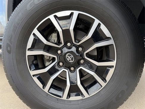 Certified 2023 Toyota Tacoma TRD Sport image 11