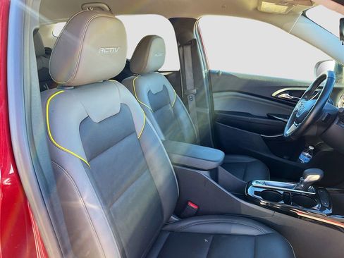 Used 2024 Chevrolet Trax ACTIV w/ Driver Confidence Package FWD image 26