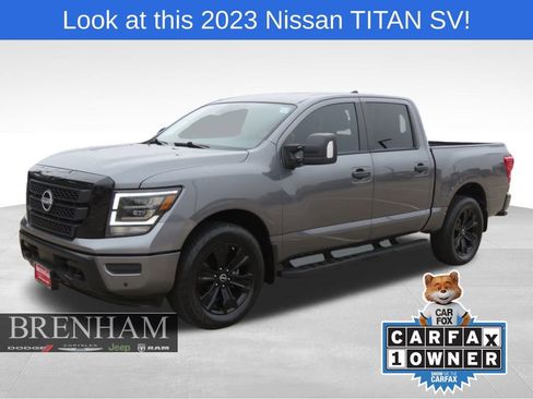Used 2023 Nissan Titan SV w/ SV Convenience Package image 1