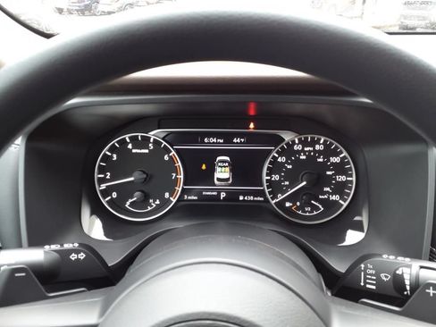 Used 2023 Nissan Rogue S FWD image 13