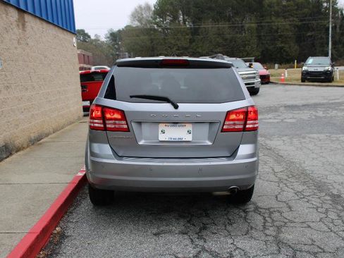 Used 2020 Dodge Journey SE image 5