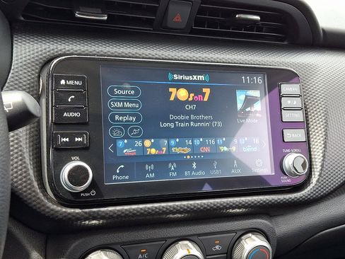 Used 2024 Nissan Kicks SV FWD image 18