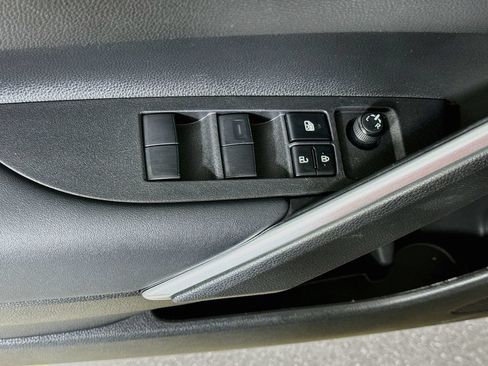 Certified 2024 Toyota Corolla Cross AWD Hybrid image 16