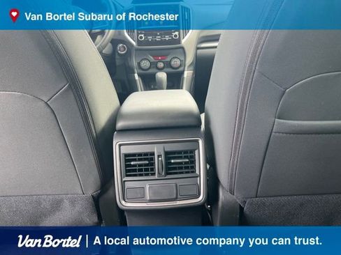 Certified 2023 Subaru Forester Premium image 25