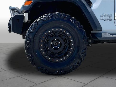 Used 2019 Jeep Wrangler Unlimited Sport S AWD/4WD image 10