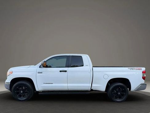 Used 2016 Toyota Tundra SR5 w/ TRD Off Road Package image 8