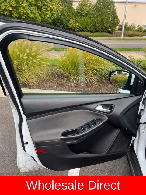 Used 2014 Ford Focus SE FWD image 10