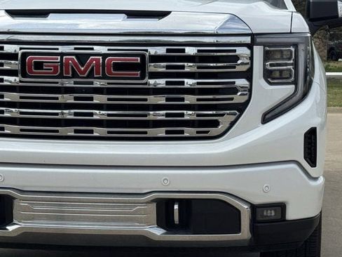 Used 2025 GMC Sierra 1500 Denali w/ Denali Reserve Package image 9