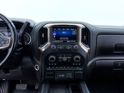 Used 2022 Chevrolet Silverado 2500 High Country w/ Z71 Off-Road Package image 9