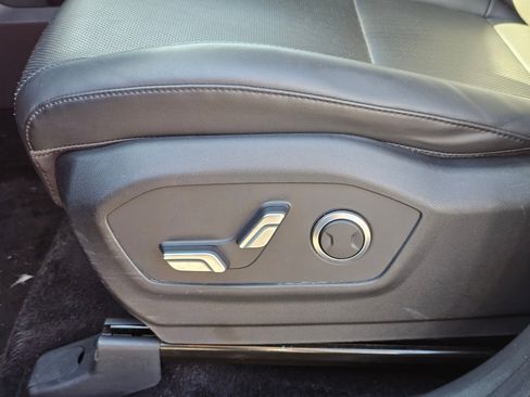 Used 2024 Hyundai Santa Fe SEL image 24