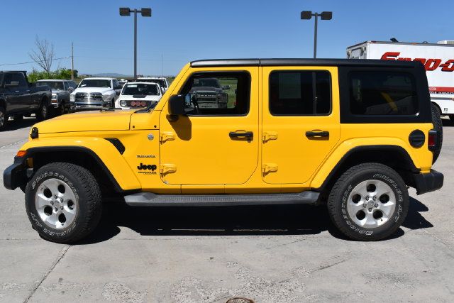 Used 2018 Jeep Wrangler Unlimited Sahara AWD/4WD image 9