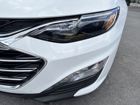 Used 2023 Chevrolet Malibu LT image 10