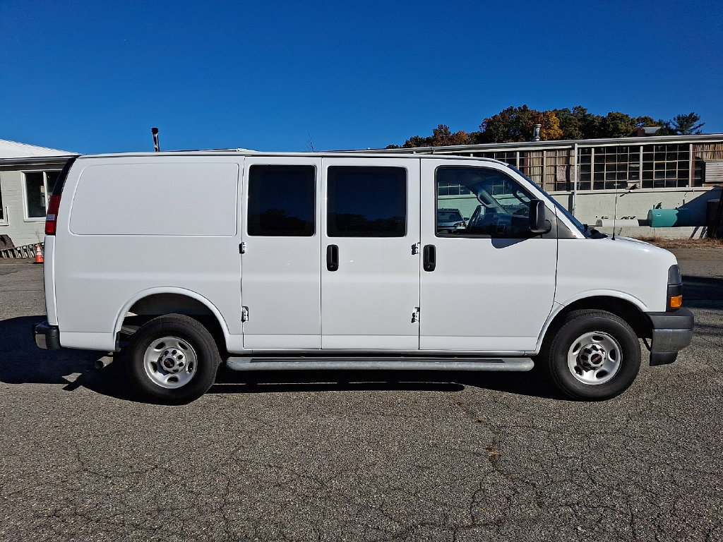 Used 2025 GMC Savana 2500 w/ Driver Convenience Package RWD image 8