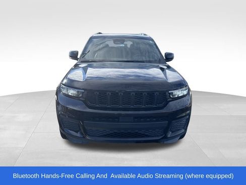Used 2023 Jeep Grand Cherokee L Laredo image 11