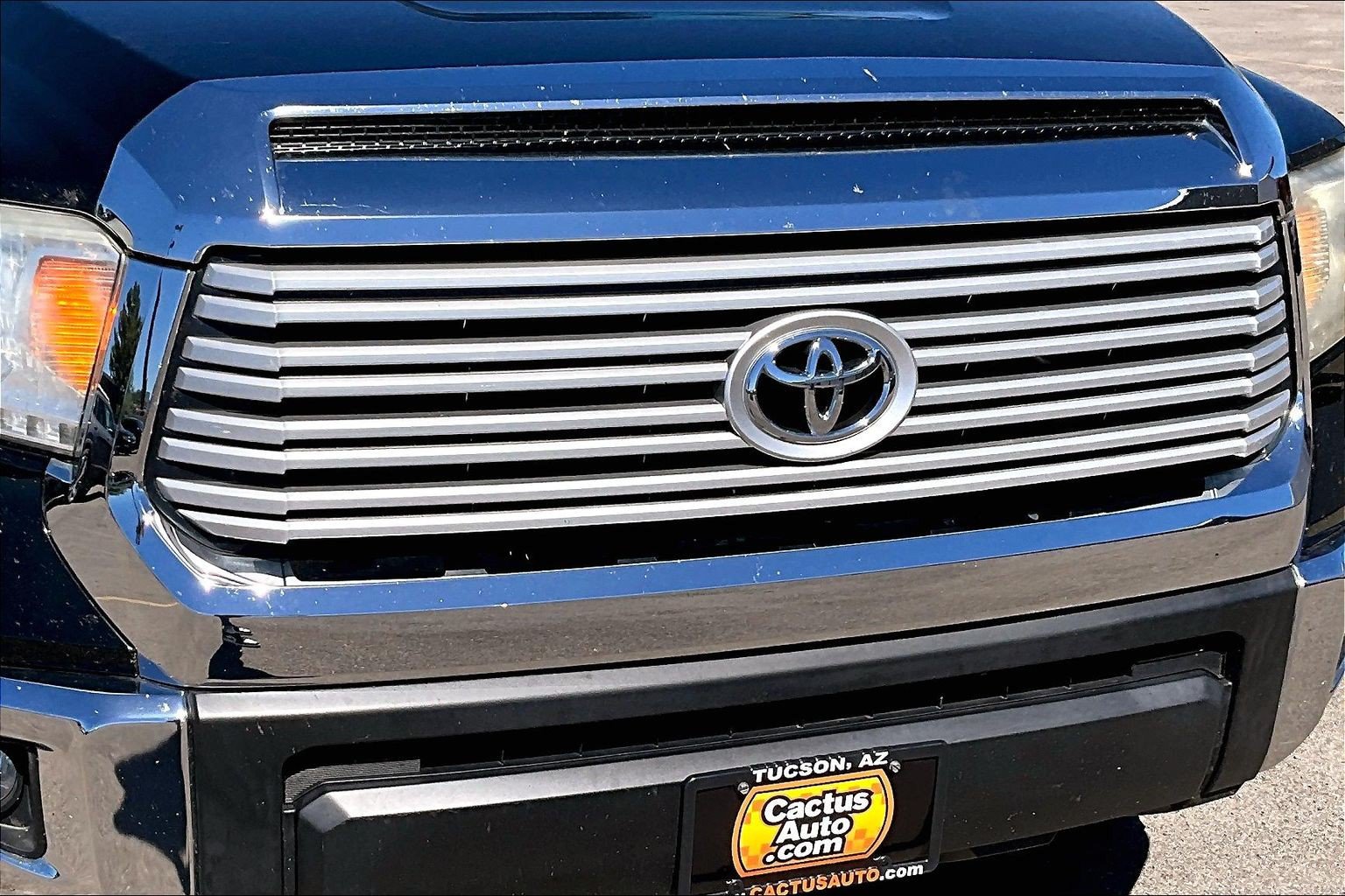 Used 2016 Toyota Tundra Limited w/ Limited Premium Package AWD/4WD image 27
