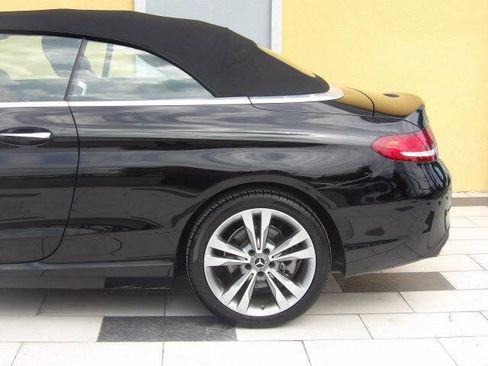 Used 2018 Mercedes-Benz C 300 Cabriolet image 17