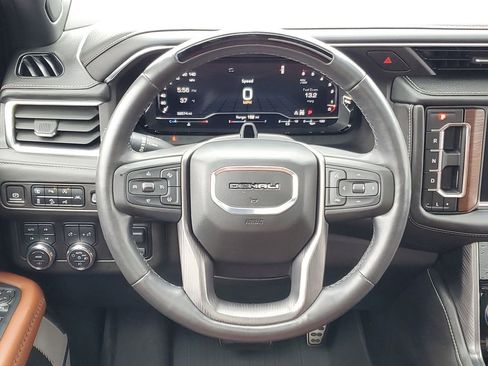 Certified 2023 GMC Yukon Denali Ultimate w/ LPO, Floor Liner Package AWD/4WD image 28