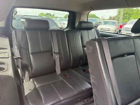 Used 2010 Chevrolet Suburban LT AWD/4WD image 13