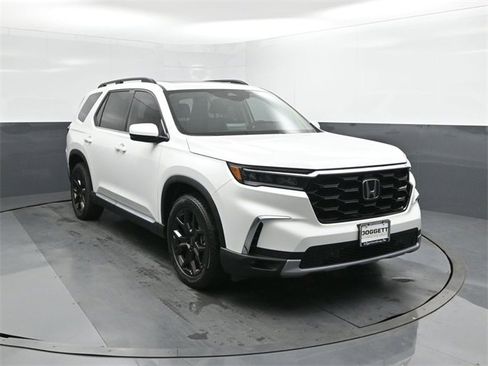 New 2025 Honda Pilot Touring image 22