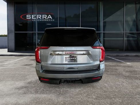 Used 2023 GMC Yukon SLE w/ Gmc Pro Safety Plus Package image 3