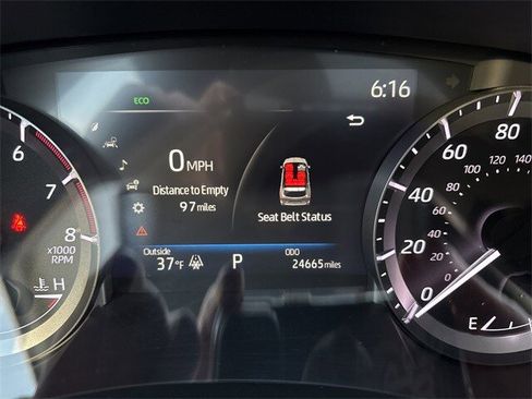 Used 2023 Toyota Highlander XLE image 28