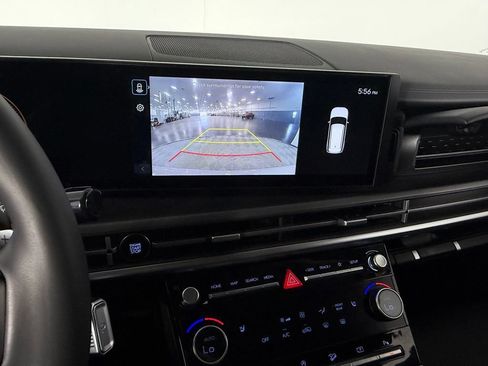 Used 2025 Hyundai Santa Fe SEL FWD image 16