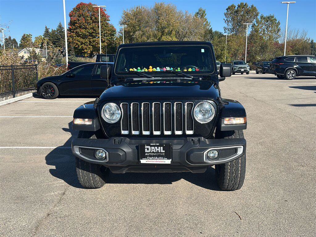 Used 2019 Jeep Wrangler Unlimited Sahara AWD/4WD image 2