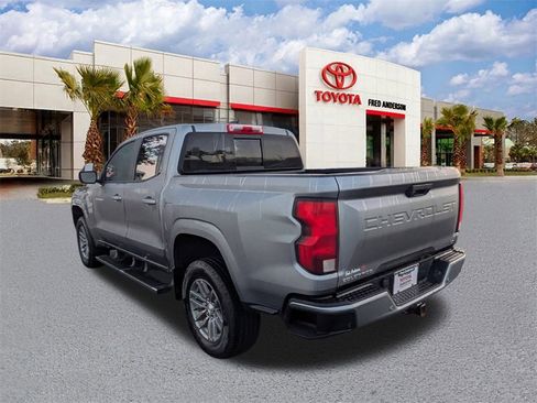 Used 2023 Chevrolet Colorado LT w/ LT Convenience Package II image 6