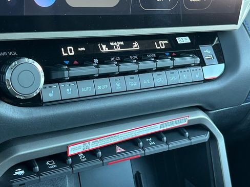 New 2026 Toyota Sequoia Platinum image 19