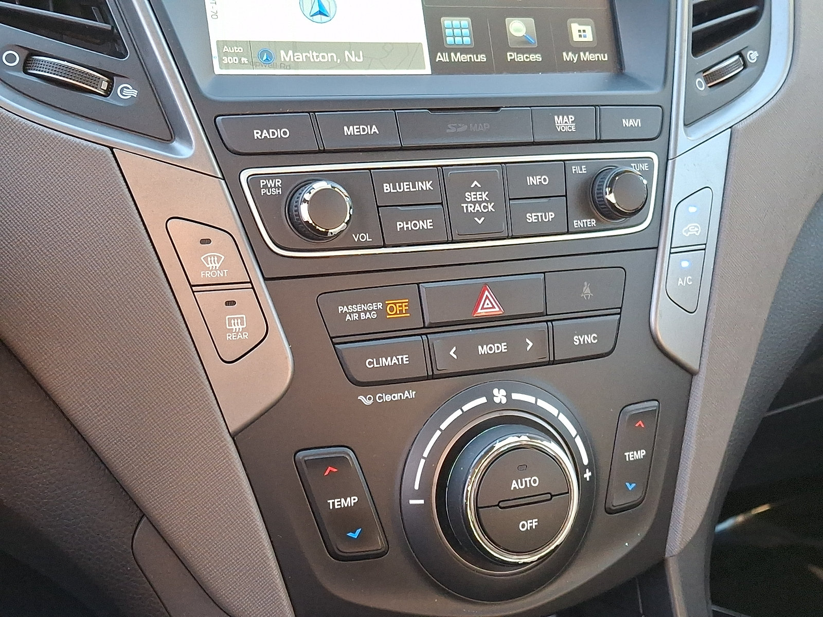 Used 2018 Hyundai Santa Fe Sport AWD/4WD image 19