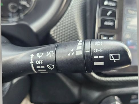 Used 2022 Nissan Kicks SV FWD image 17