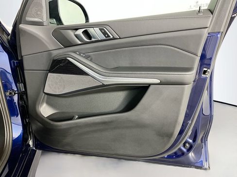 Used 2025 BMW X5 xDrive40i AWD/4WD image 39