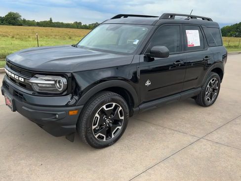 Used 2023 Ford Bronco Sport Outer Banks w/ Tech Package AWD/4WD image 5