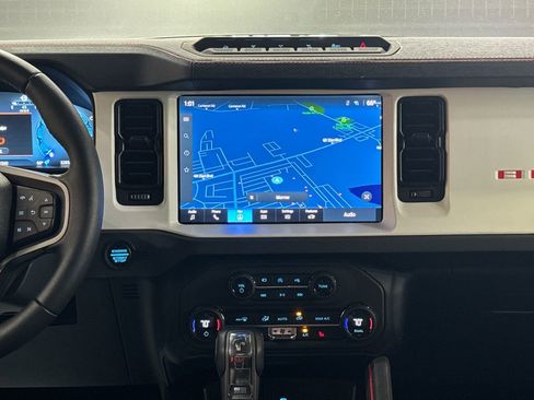 Used 2025 Ford Bronco Stroppe Edition AWD/4WD image 17
