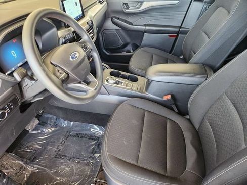 Used 2025 Ford Escape Active AWD/4WD image 4