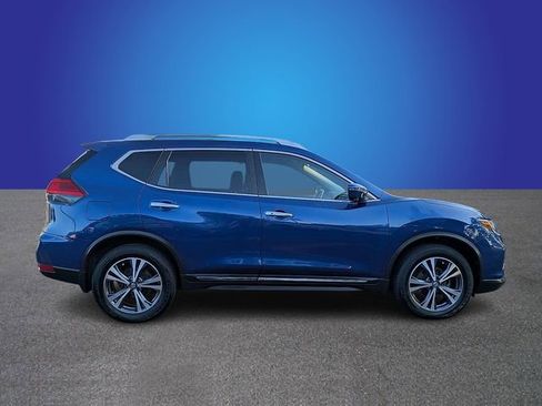 Used 2017 Nissan Rogue SL w/ SL Premium Package AWD/4WD image 6